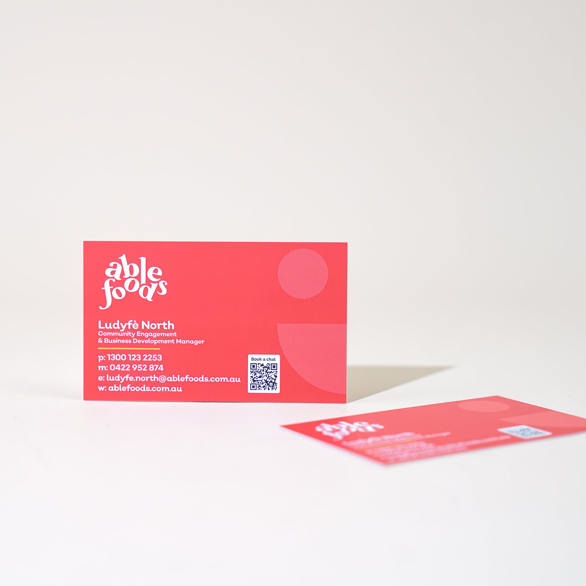 Choosing the Perfect Business Card Laminate (Step-by-Step Guide)